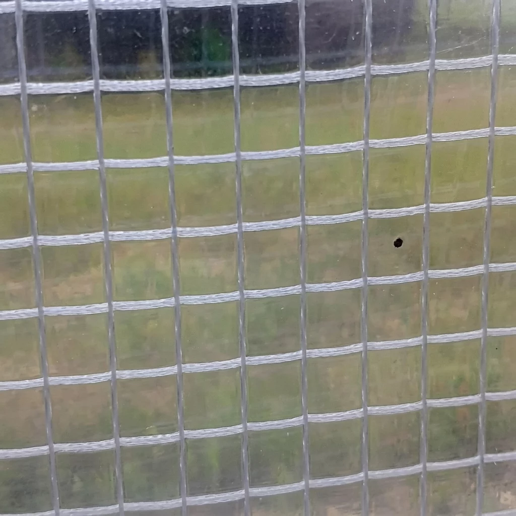 B&acirc;che PVC Arm&eacute; Translucide de Haute Qualit&eacute; &ndash; Largeur 2,50 M&egrave;tres &ndash; Vendue au M&egrave;tre